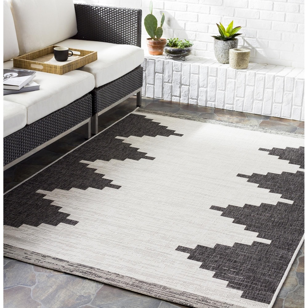 Livabliss Eagean Global Indoor/Outdoor Area Rug