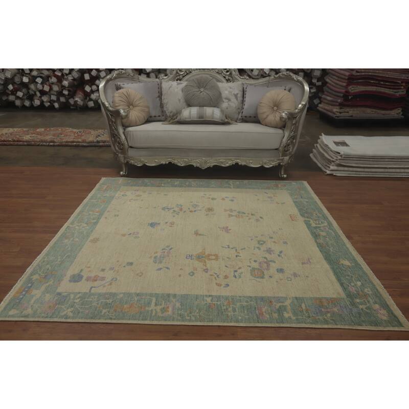 Hand Knotted Oriental 100% Wool Carpet Traditional Floral Beige & Ivories Art Deco Area Rug - 6' 9'' X 7' 1''