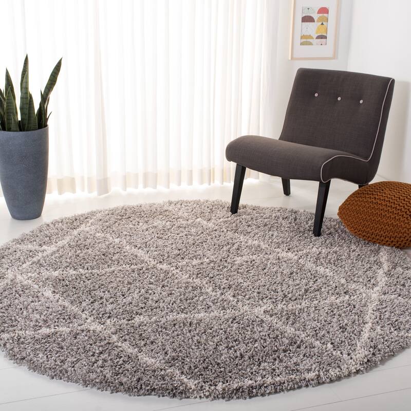 SAFAVIEH Pro Luxe Shag Yuna Moroccan Tassel 2.4-inch Thick - 6'7" x 6'7" Round - Grey/Cream - Round