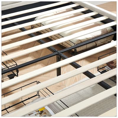 Queen size cushioned bed for Bedroom