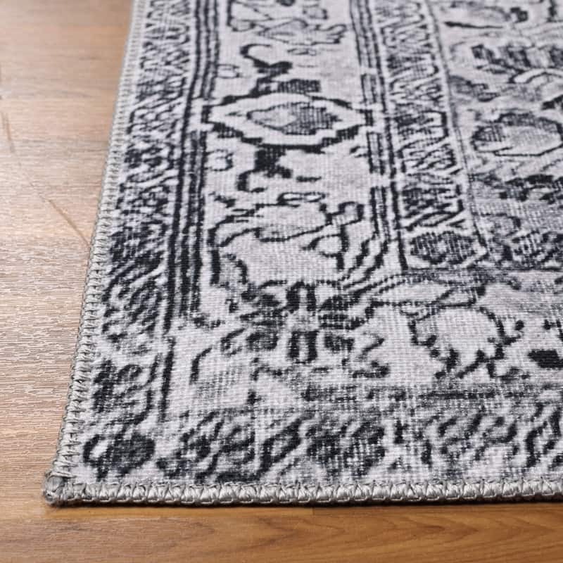 Superior Elodie Geometric Floral Medallion Indoor Area Rug