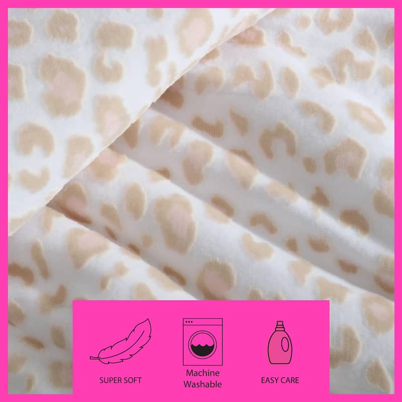 Betsey Johnson Betseys Leopard Velvet Beige Reversible Comforter Set