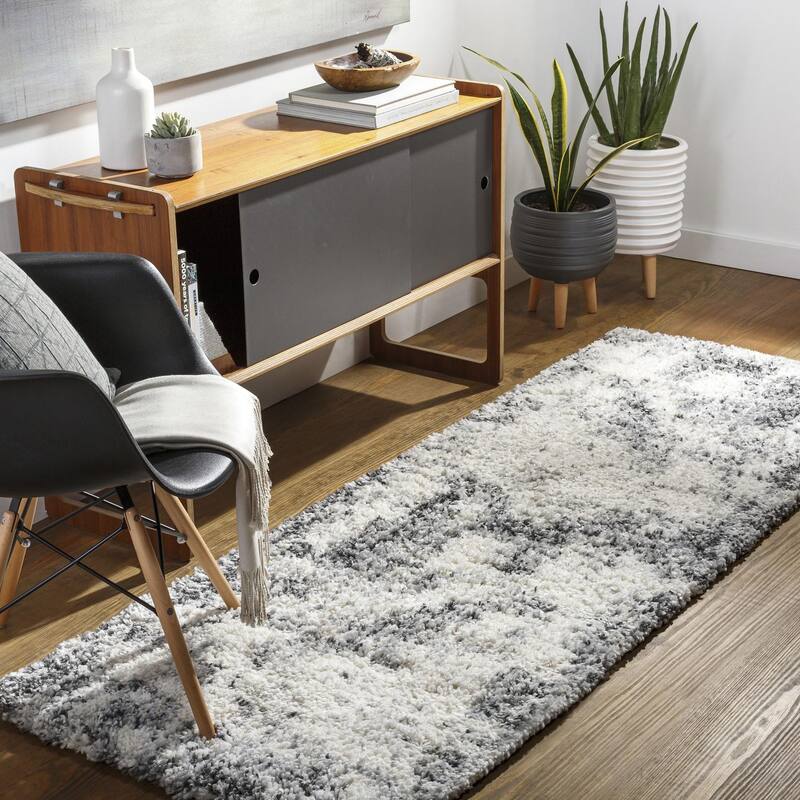 Livabliss Modern & Contemporary Eskimo Shag Abstract Area Rug - 2'7" x 7'3" - Cream/Black
