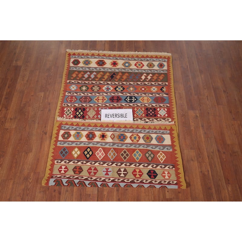 Vegetable Dye Kilim Qashqai Persian Vintage Wool Carpet - 3'2"x 5'11"