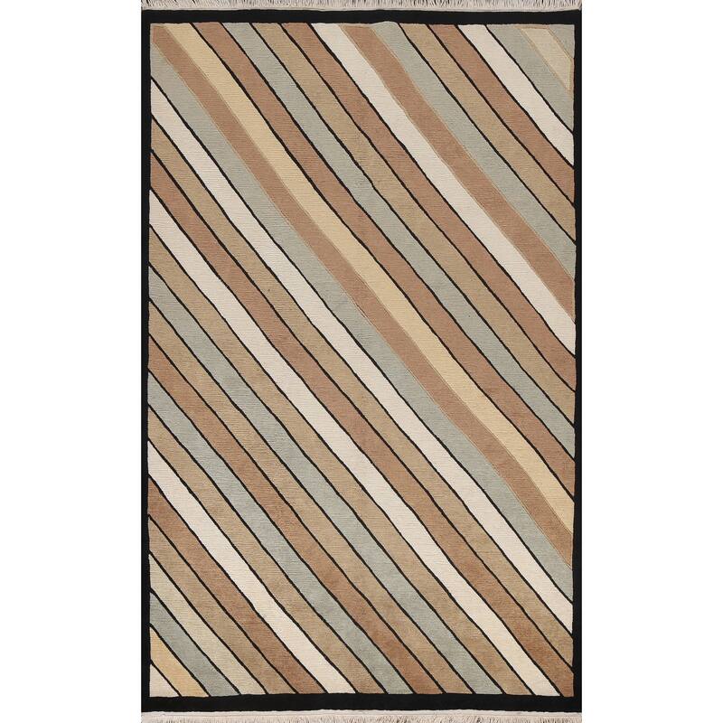 Contemporary Nepalese Vegetable Dye Area Rug Hand-knotted Wool Carpet - 6'1" x 8'10"