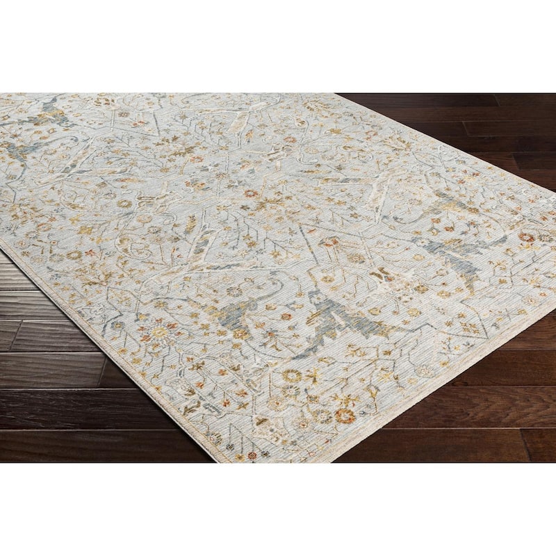 Livabliss Reina Traditional Area Rug