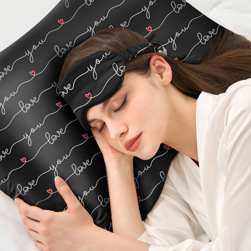 Wonderful Mulberry Silk Pillowcase and Eyemask Set