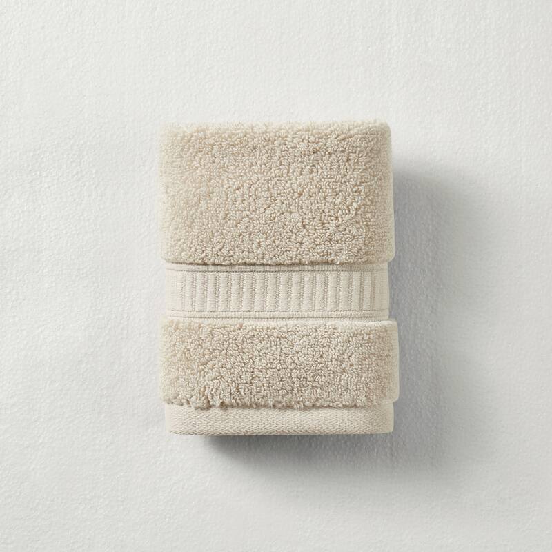 J. Queen New York Belmore Luxury 6 Piece Towel Set