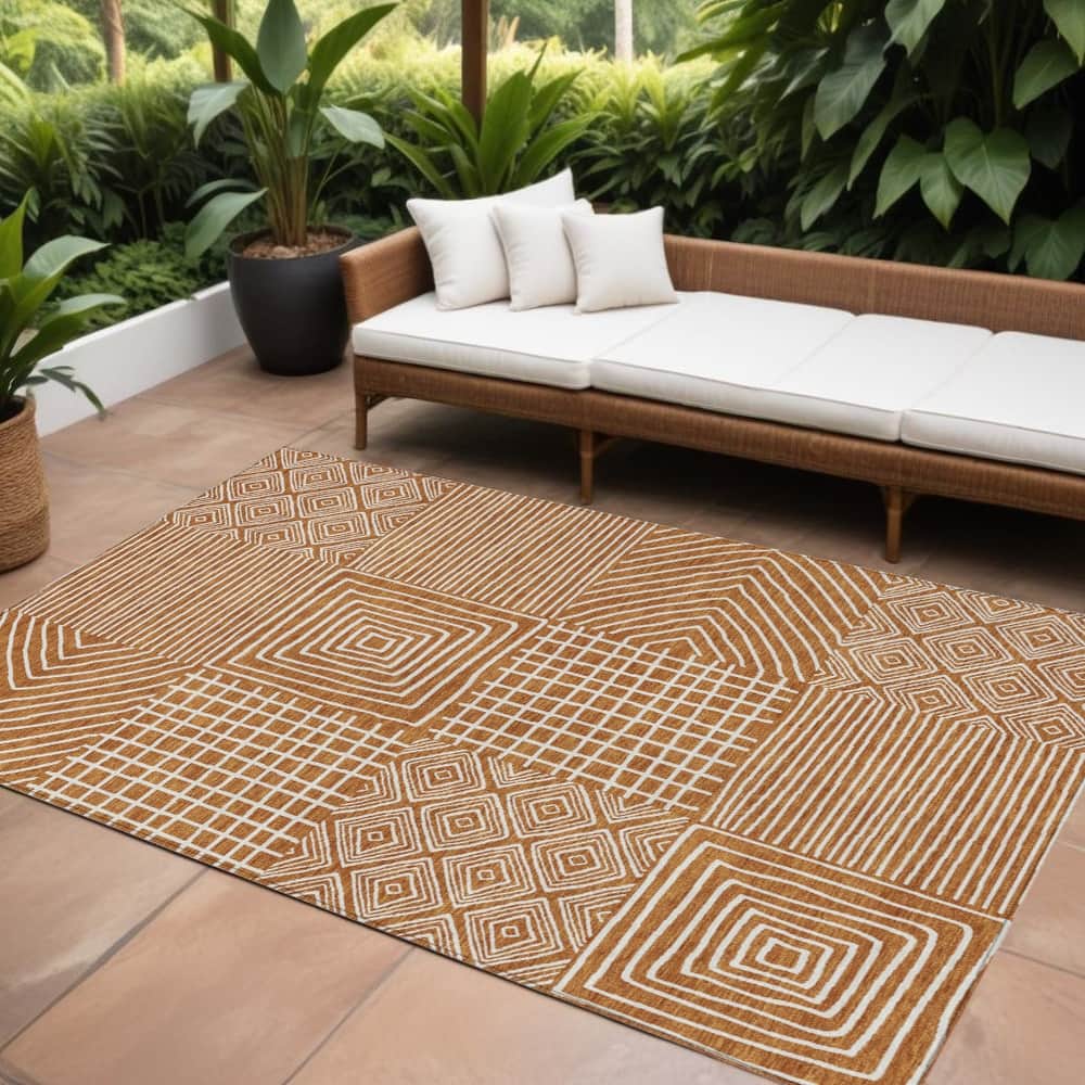 HomeRoots Geometric Transitional Rectangle Outdoor Rug