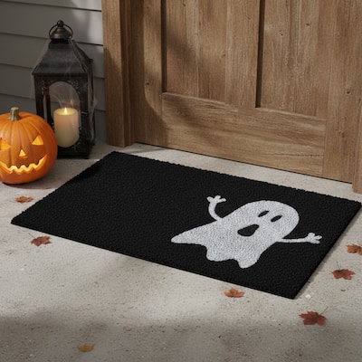 HomeRoots 24" X 36" Black And White Spooky Ghost Halloween Outdoor Coir Door Mat - 24.00' X '36.00
