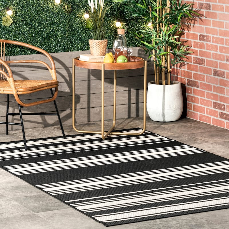 Nuloom Romy Striped Indoor/Outdoor Area Rug - 2' x 8' Runner - Black