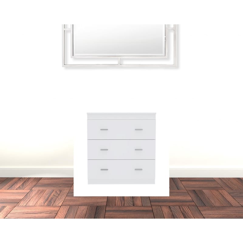 HomeRoots 32" White Six Drawer Standard Dresser