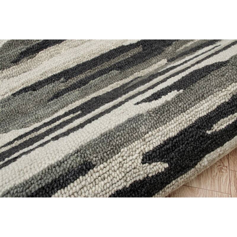 Suino Grey/Brown Camouflage Hand-Tufted Wool Round Area Rug by Sevita