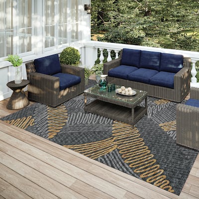 Indoor/ Outdoor Addison Yuma Modern Palm Leaf Washable Area Rug
