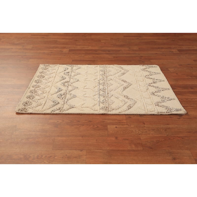 Chevron Style Moroccan Indian Accent Rug Handmade Beige Wool Carpet - 2'0"x 3'0"