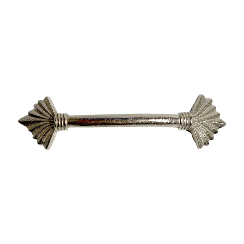 HomeRoots Set of Six Silver Metal Drawer Pull Knobs - 6.50 in. x 4.75 in. x 3.62 in.
