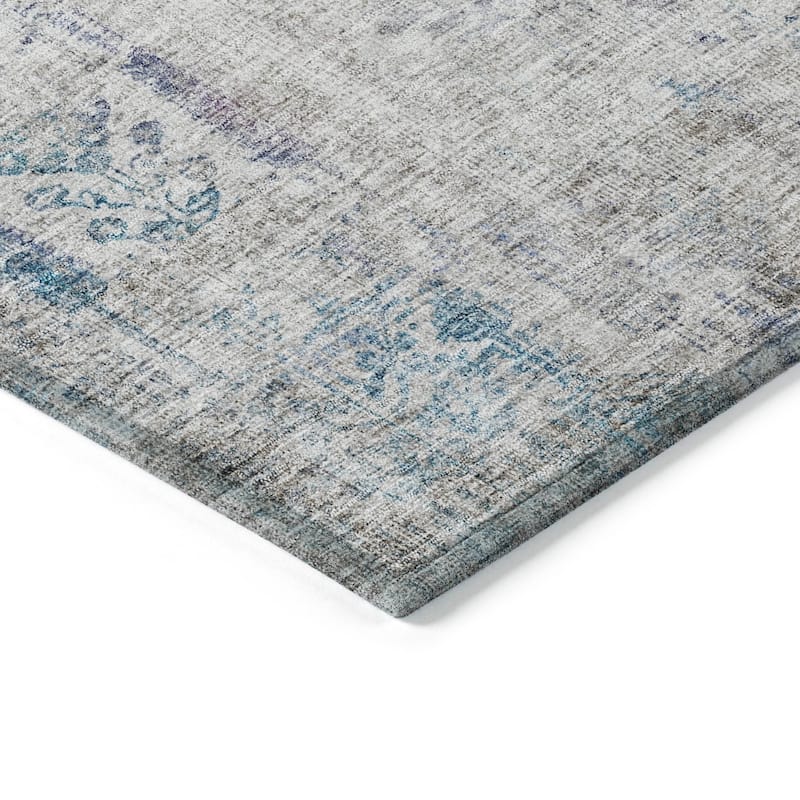 Machine Washable Indoor/ Outdoor Vintage Traditional Chantille Rug