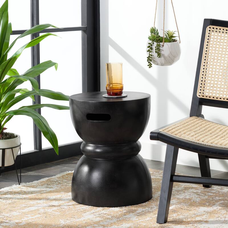 SAFAVIEH Nidhi Indoor/ Outdoor Modern Black Concrete Round Accent Table - 13.7" W x 13.7" L x 17.7" H - 14Wx14Dx18H - Black