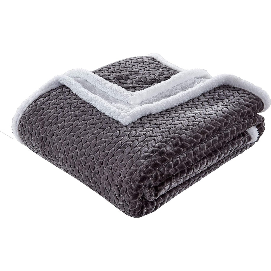 Home outlet essentials blanket