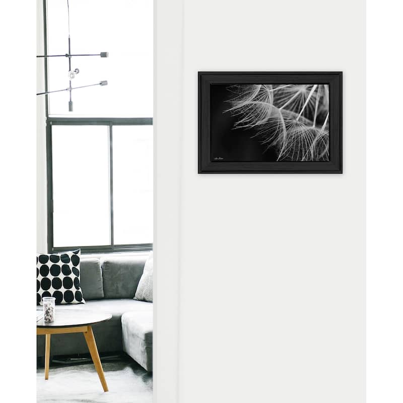 TrendyDecor4U Contemporary "Delicate Beauty" Framed Print Wall Art