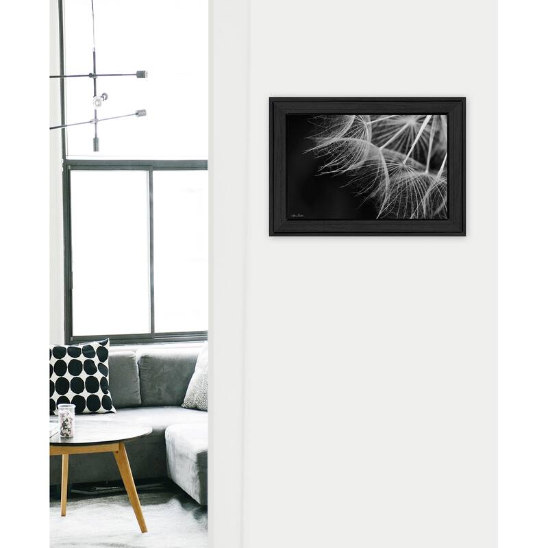 TrendyDecor4U Contemporary "Delicate Beauty" Framed Print Wall Art