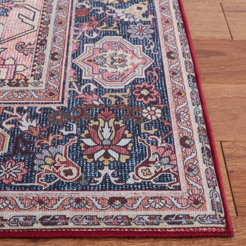 SAFAVIEH Tucson Machine Washable Slip Resistant Nevada Traditional Rug