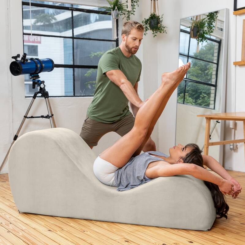 Avana Yoga Chaise Lounge Chair