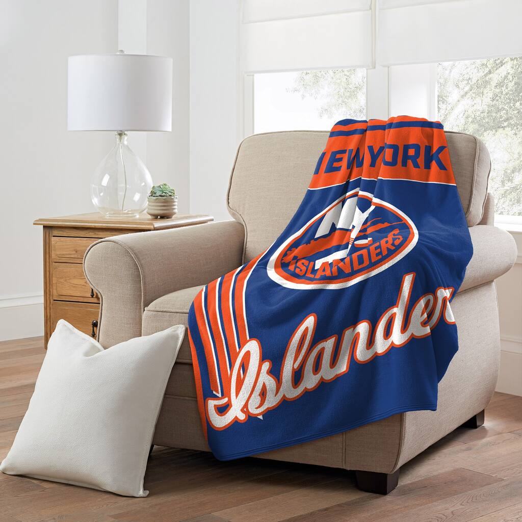 NHL New York Islanders 46" x 60" Microfiber Throw Blanket