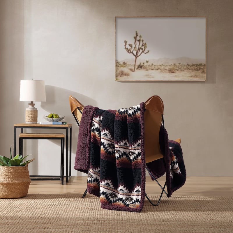 Wrangler Mountain Fog Printed Sherpa Brown Throw Blanket