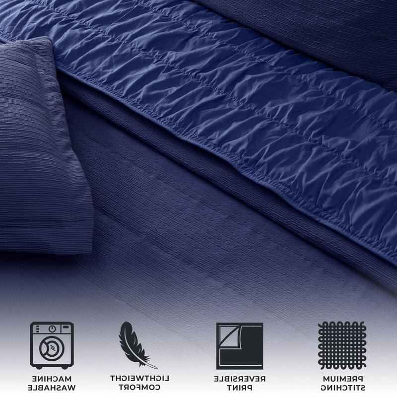 Luxurious Textured Spandex Solid Quilt Set With Shams
