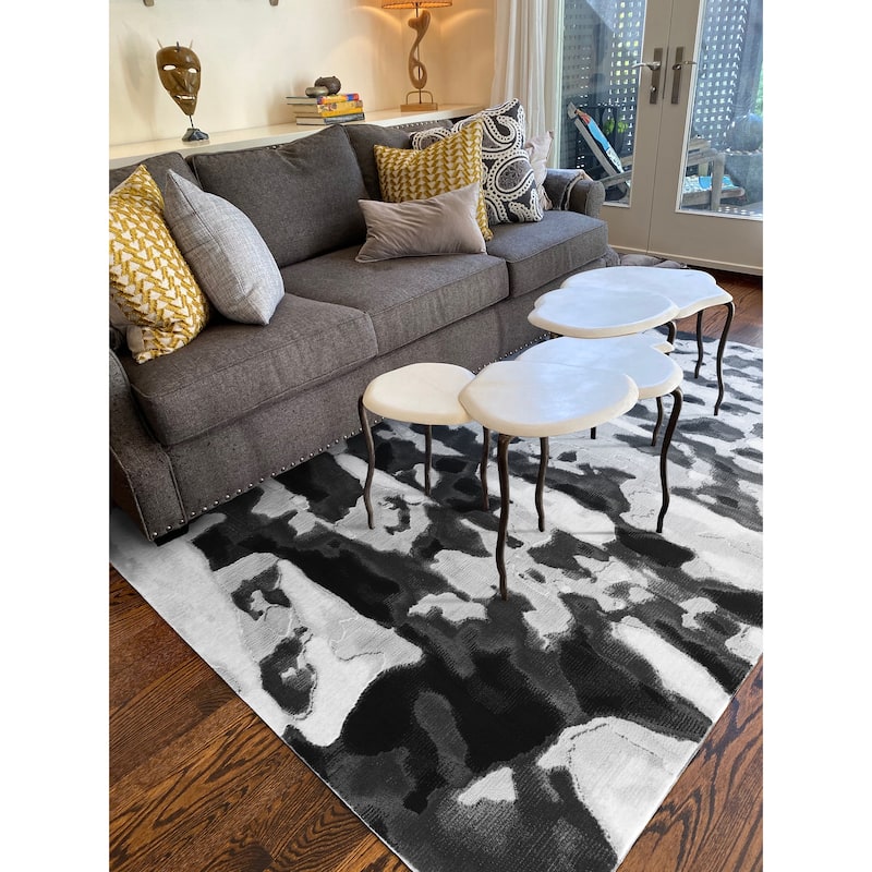 Global altitude collection, indoor/outdoor area rug. - 9'3" x 12' - Grey/Natural/Criss Cross/Lavender/Ivory