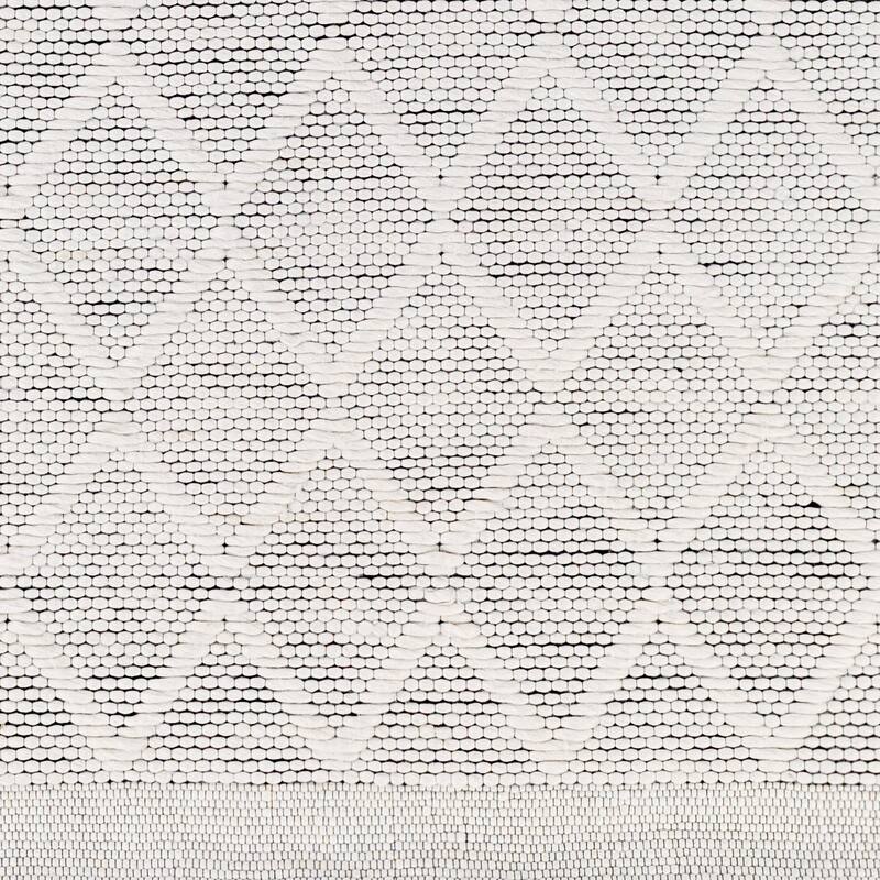 Knoxie Handmade Diamond Wool & Recycled PET Area Rug
