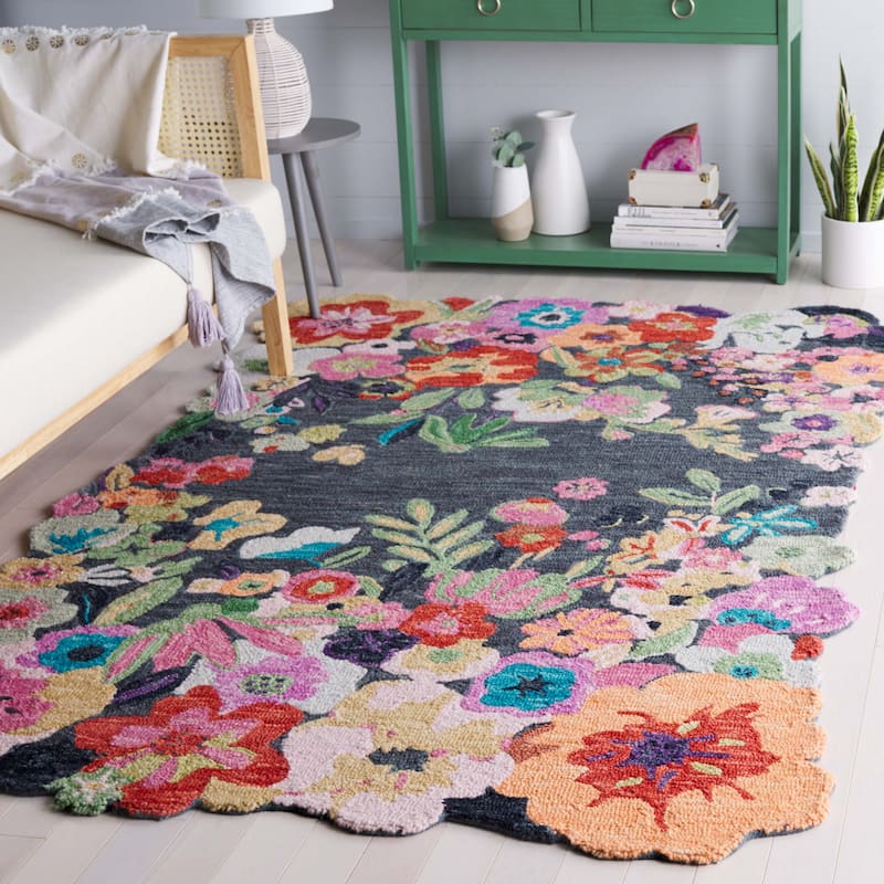 SAFAVIEH Handmade Jardin Malfrid Country Wool Rug - 5' x 8' - Grey/Pink