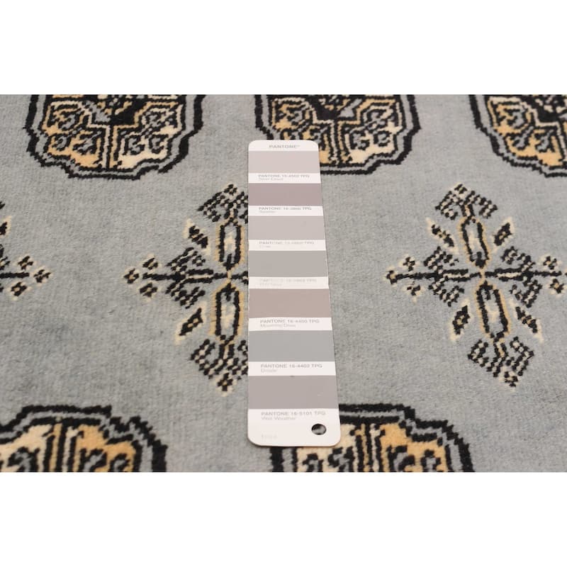 Finest Peshawar Bokhara Grey Rug 5'6" x 8'2" - 5'6 x 8'2