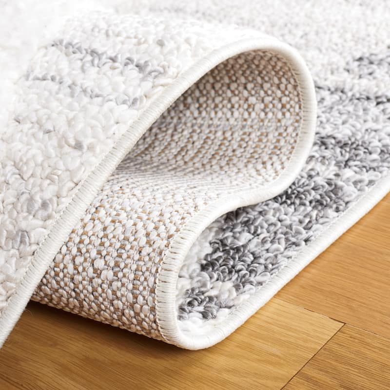SAFAVIEH Moroccan Tassel Shag Massouma 2-inch Thick Rug