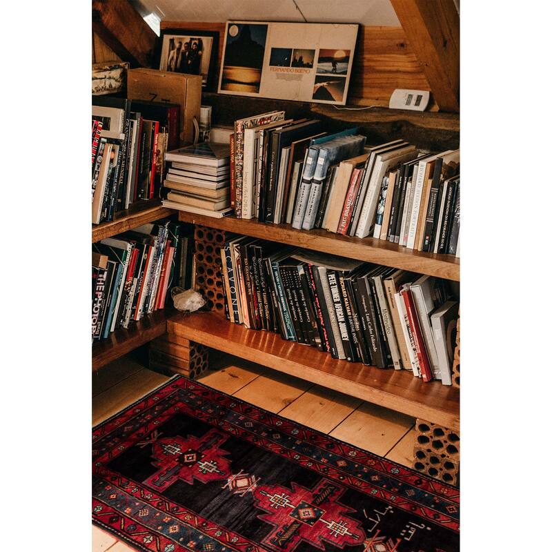 ECARPETGALLERY Hand-knotted Andelz Black, Red Wool Rug - 3'9 x 9'5