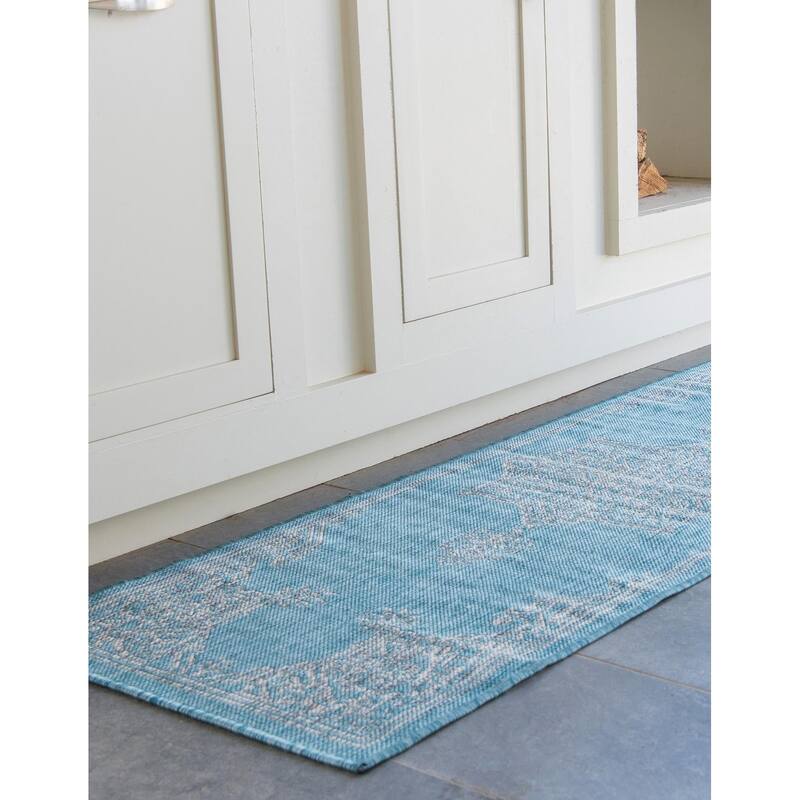 Outdoor Nirie Collection Area Rug