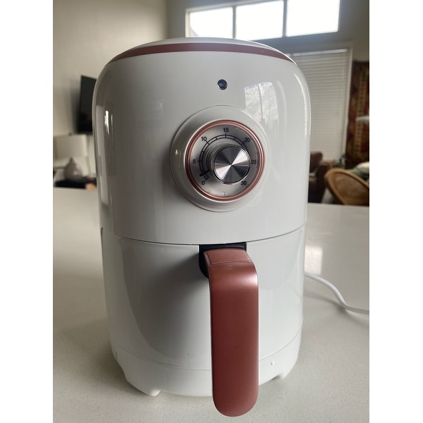 https://ak1.ostkcdn.com/images/products/is/images/direct/29e95216c3fe32bf0d8ccb0eb2eded6c256bda05/Aria-Premium-2-Qt-Retro-Style-Ceramic-Air-Fryer--2QT.jpeg