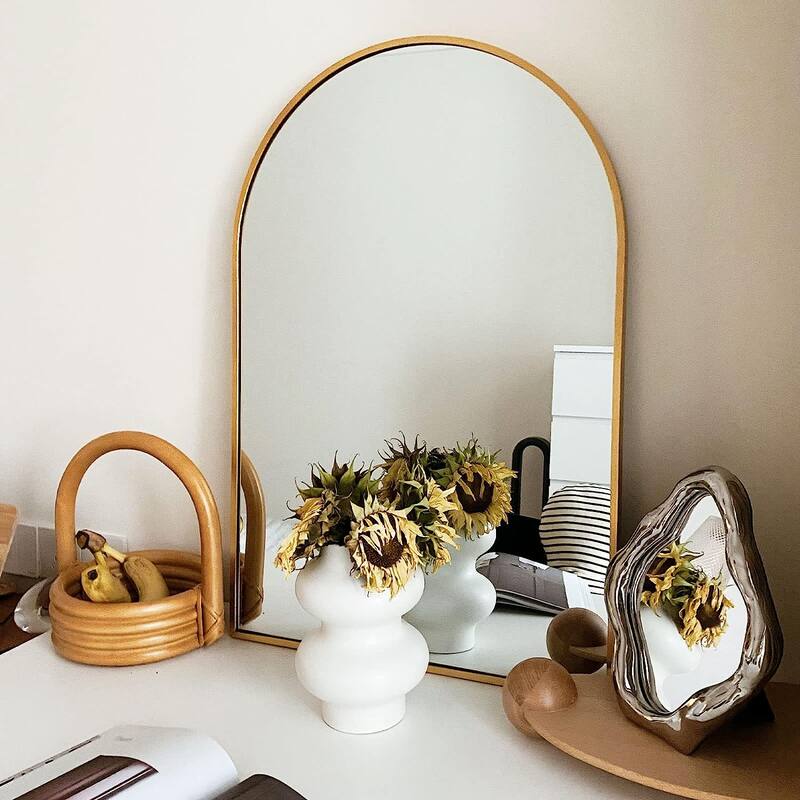 GDFStudio - Verona Architectural Arched Metal Bathroom Vanity Wall Mirror with Elevated Profile & Easy Installation - Gold - 20" x 30"
