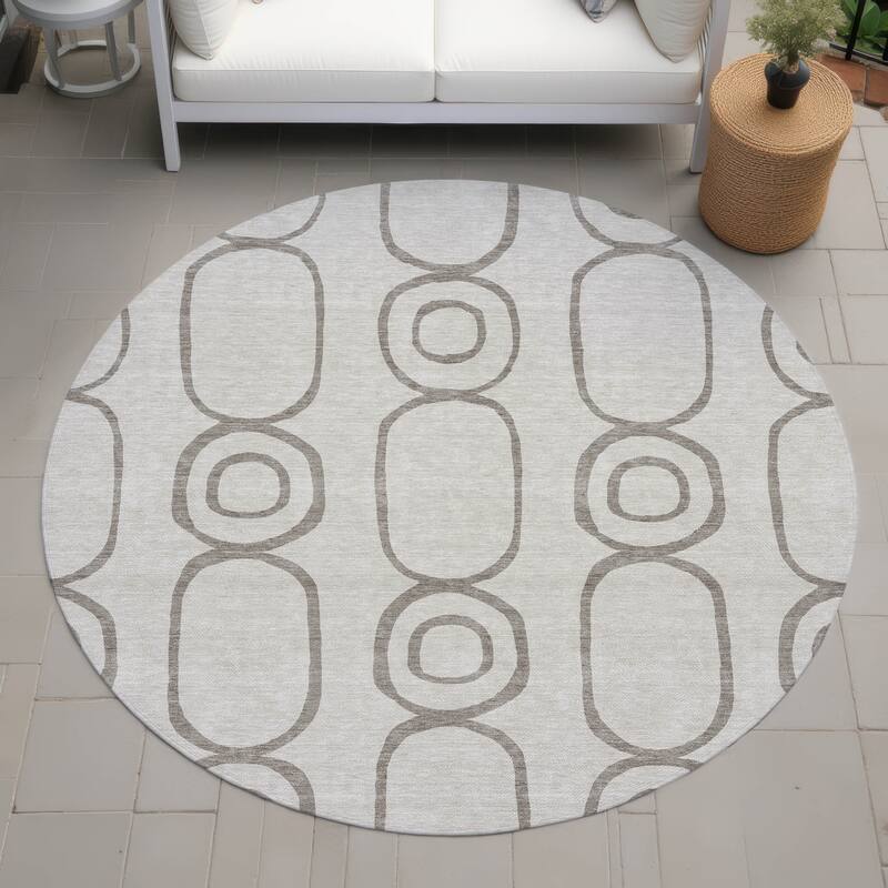 Machine Washable Indoor/ Outdoor Modern Vibe Chantille Rug - Taupe - 8' x 8'
