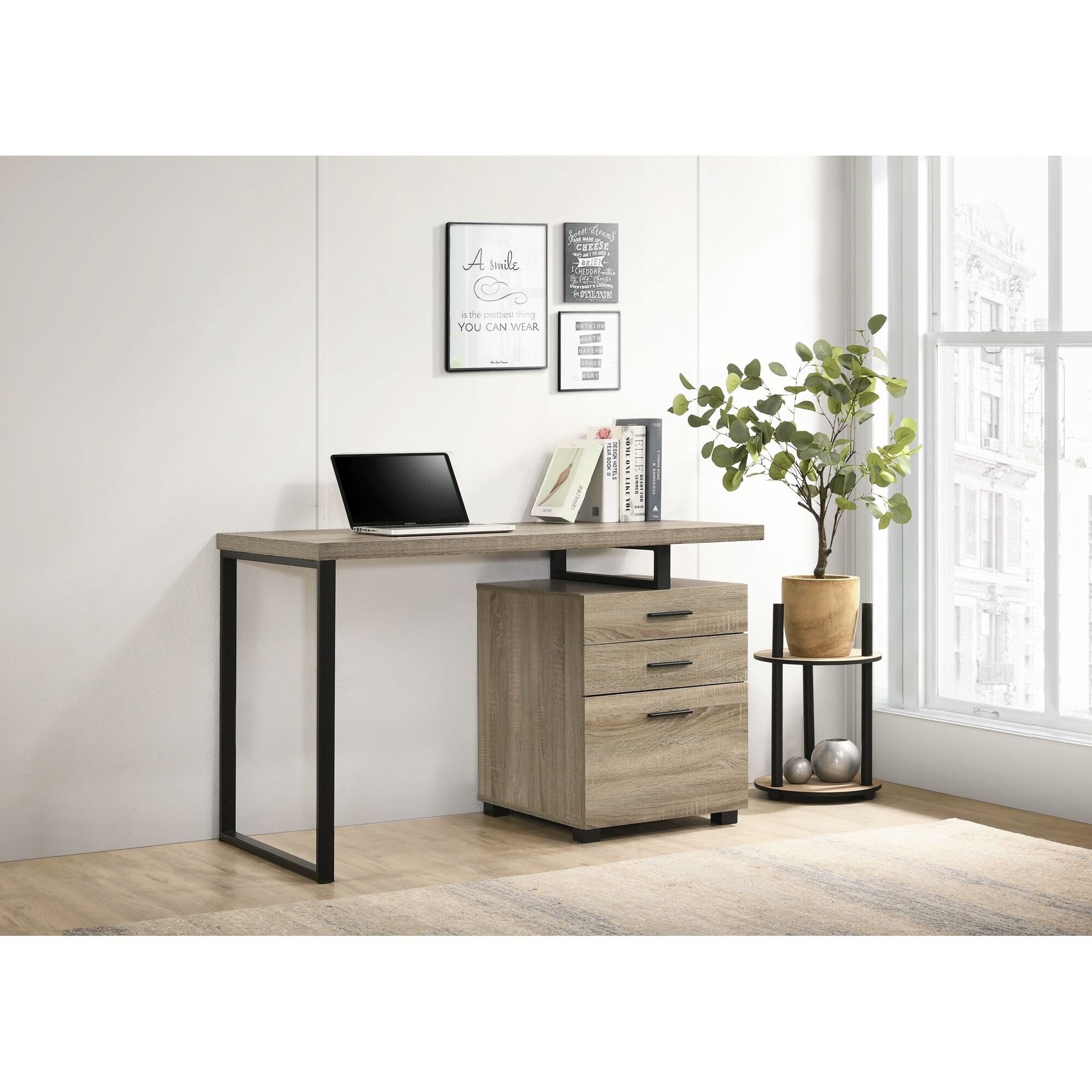 Leighton desk shop