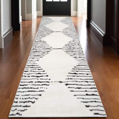 HomeRoots Moroccan Transitional Runner Area Rug - 120.00 in. x 30.00 in. x 0.60 in.