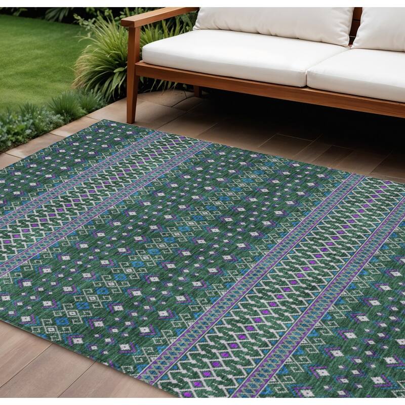 HomeRoots Tribal Transitional Rectangle Outdoor Rug - 10' X 14'