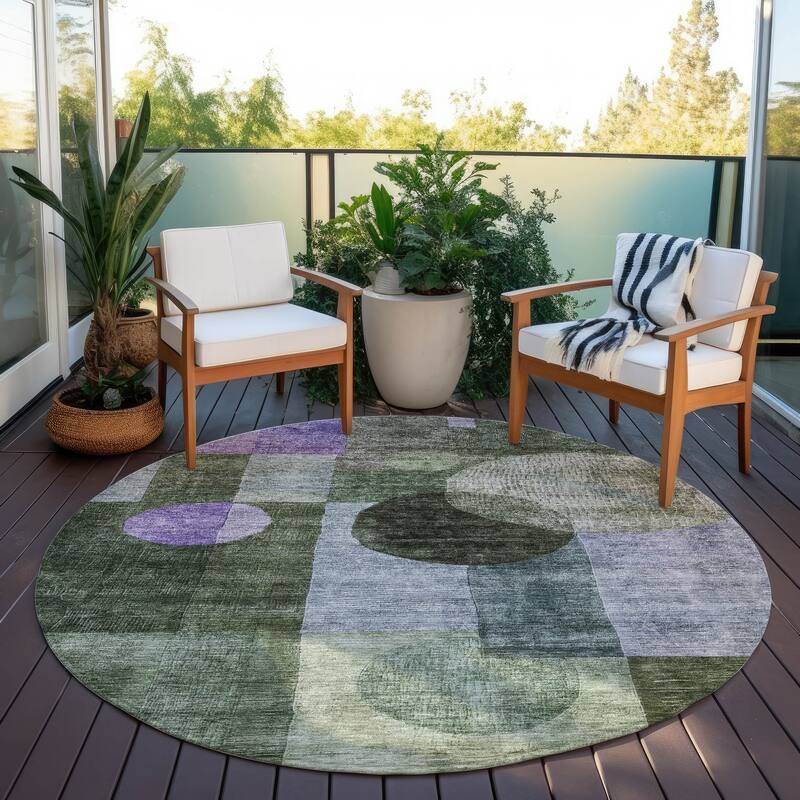 Machine Washable Indoor/ Outdoor Abstract Geo Chantille Rug