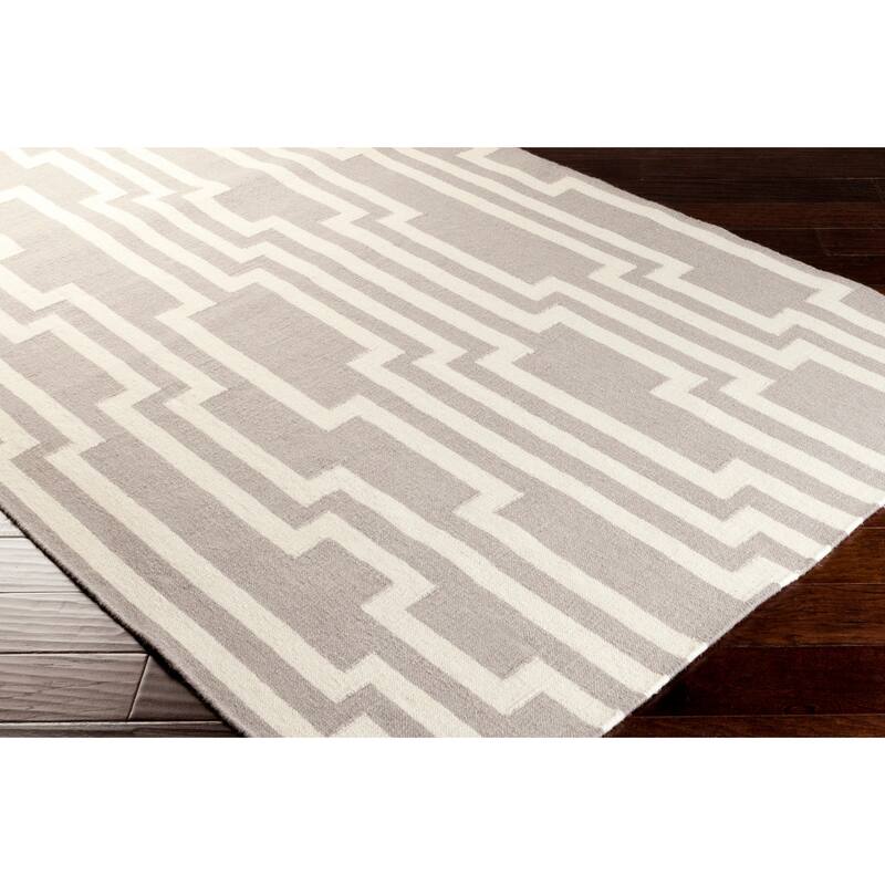 Hand-Woven Ronnie Geometric Wool Area Rug