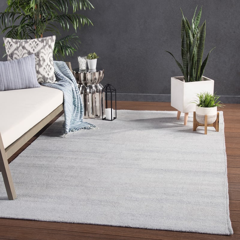 Orleanna Handmade Indoor/ Outdoor Solid Area Rug