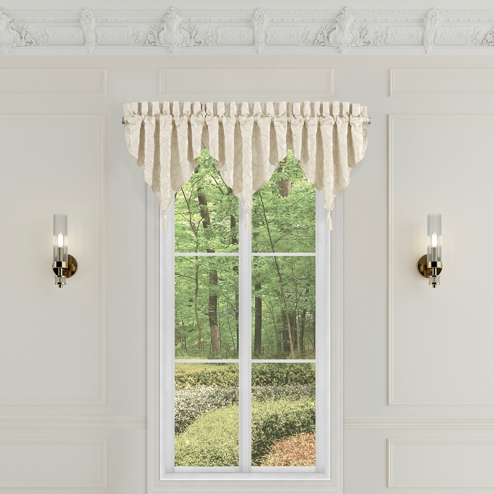 https://ak1.ostkcdn.com/images/products/is/images/direct/2a1091845f73d1c487550836731eed1290fad442/J.-Queen-New-York-La-Boheme-Ivory-Window-Ascot-Valance.jpg