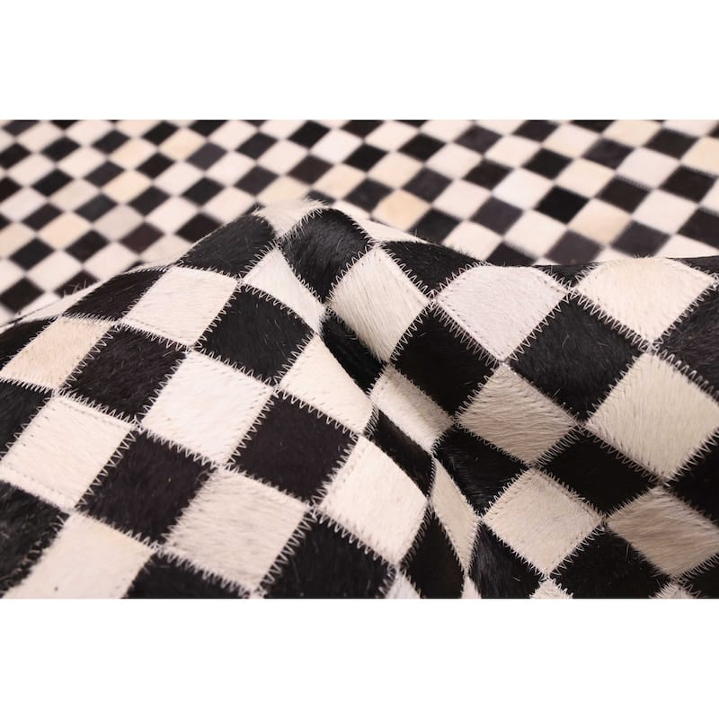 ECARPETGALLERY Handmade Cowhide Patchwork Black, Cream Leather Rug - 8'1 x 10'0
