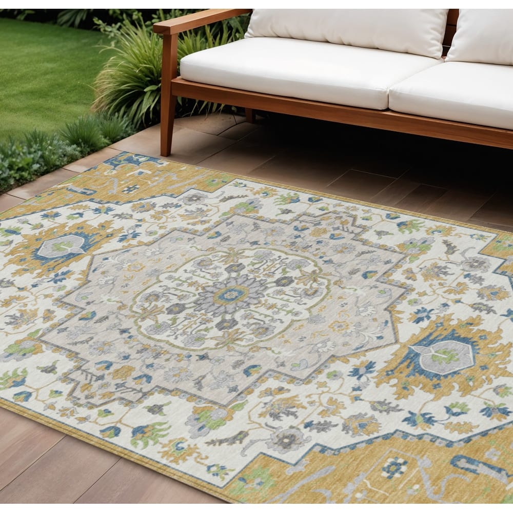 HomeRoots Oriental Traditional Rectangle Outdoor Rug