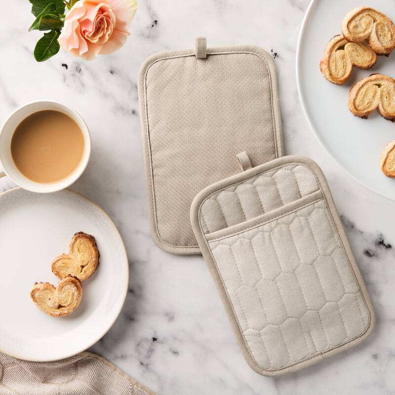 MARTHA STEWART Honeycomb Quilted Chambray Pot Holder 2-Pack Set - 7"x10"